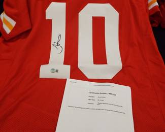 Tyreek Hill Signed Jersey - Witnessed By Beckett