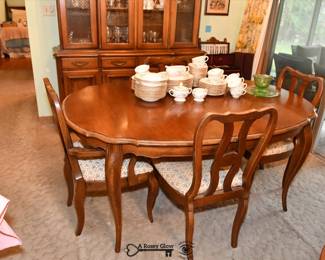 048Dining Room