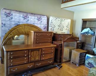 King and Queen bedroom sets