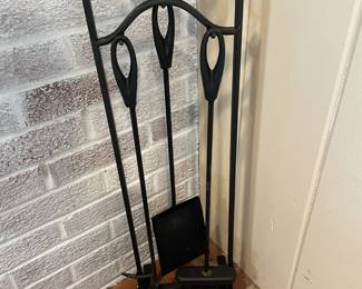 Fireplace accesories with stand.