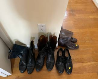 Men's shoes and boots.