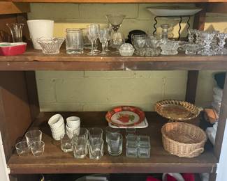 Assorted glassware.