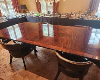 F6- Hickory Chair Dining Table with Leaves