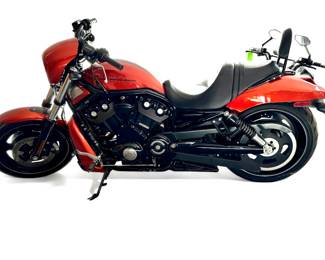 2012 10th Year Anniversary Harley Davidson Cruiser VRSC V-Rod with 1,300 original miles