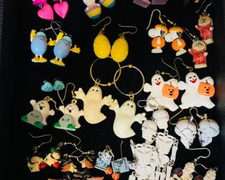 Fashion Holiday Earrings