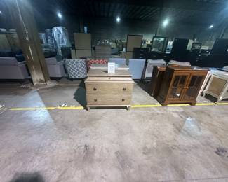 Bernhardt nightstand 