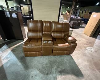 Braymore leather loveseat power recline/lumbar $600
