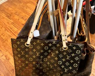 Louis Vuitton Faux Purse