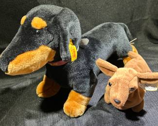 Stuffed Dachshunds!  (Yes, that’s a Steiff Dachshund!)