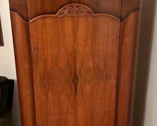 Art Deco Gentlemen's Wardrobe