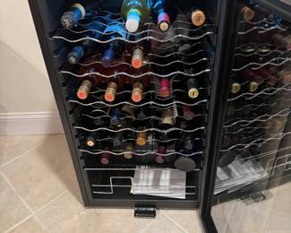 Ivation 18 Bottle Smart Wine Cooler