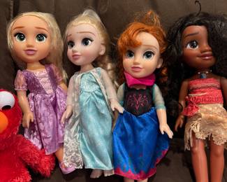 Frozen Dolls
