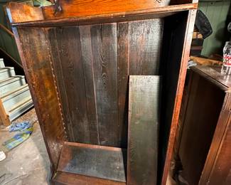 Project piece - oak bookshelf.