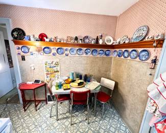 Full vintage kitchen.