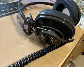 Magnavox vintage headphones new in box
