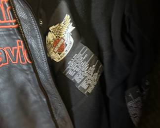 Harley Davidson leather jacket (Mens L)