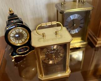 Tabletop clocks 