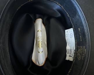 Cowboy hats (Stetson and more, most with box)