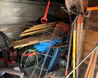 Yard tools 