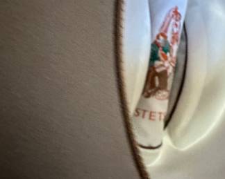 Cowboy hats (Stetson and more, most with box)