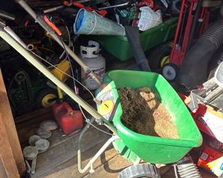 Yard tools 