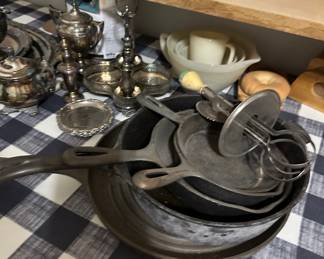 Cast iron pans 