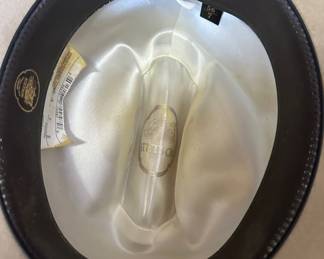 Cowboy hats (Stetson and more, most with box)