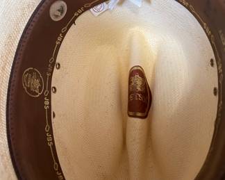 Cowboy hats (Stetson and more, most with box)