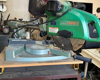 Hitachi Koki c10 compound slide miter saw