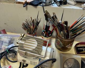 Art supplies, airbrush and painting 