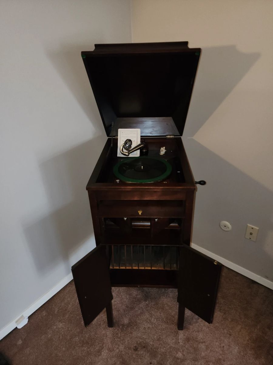 Victrola XI type G, Victrola Talking Machine