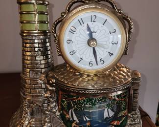 United movement clock, lighthouse
