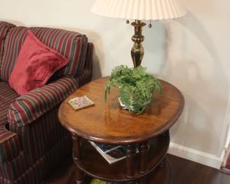 Oval End Table