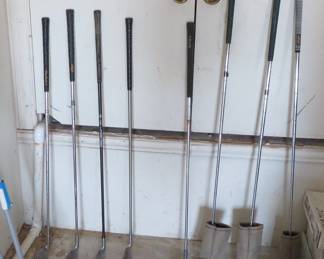 Golf clubs