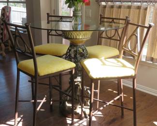 Breakfast area table and chairs