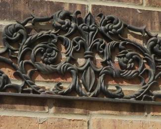 Outdoor/indoor metal wall decor