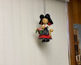 Close up of Knick knacks.