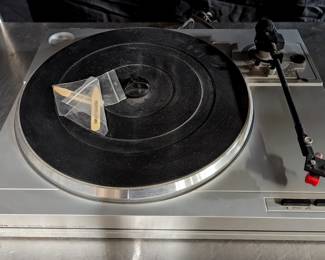 Sanyo TP-220 Turntable, Belt Drive