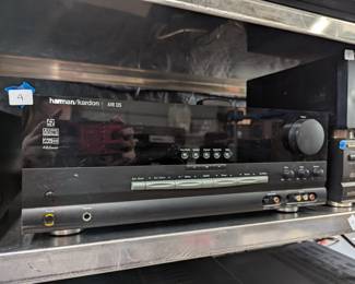 Harman Kardon AVR-325 A/V receiver with Dolby Digital