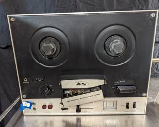 Allied TD-1095 Reel to Reel, Solid State - some damage
