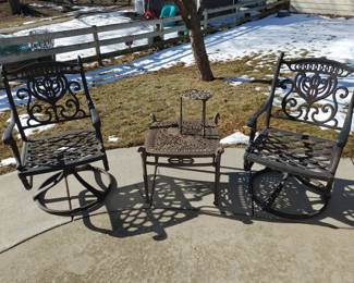 Hanamint cast aluminum patio set