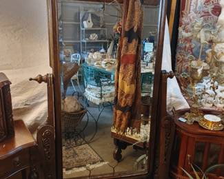 1900-1910 Cheval floor mirror