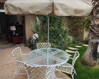 Tamiami table and chairs plus umbrella