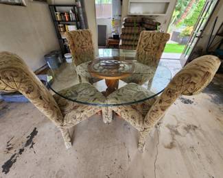 Table 4 chairs