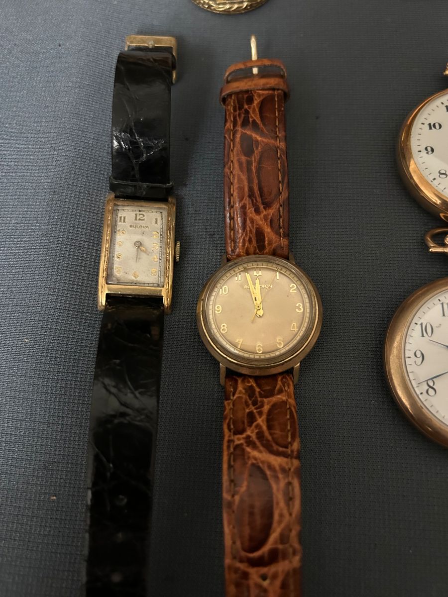 Cute Costa Mesa Estate Sale! 50 off Saturday starts on 3/1/2024