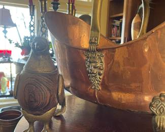 VINTAGE ARTHUR COURT PENGUIN INKWELL 1976, Antique Copper pots