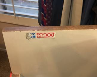 DF2000 red/white Valet