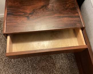 Westnofa Cal-King platform bed with floating nightstands Rosewood