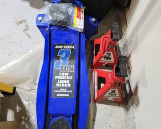 Daytona 3 Ton Long Reach Floor Jack