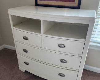 White Chest of Drawers